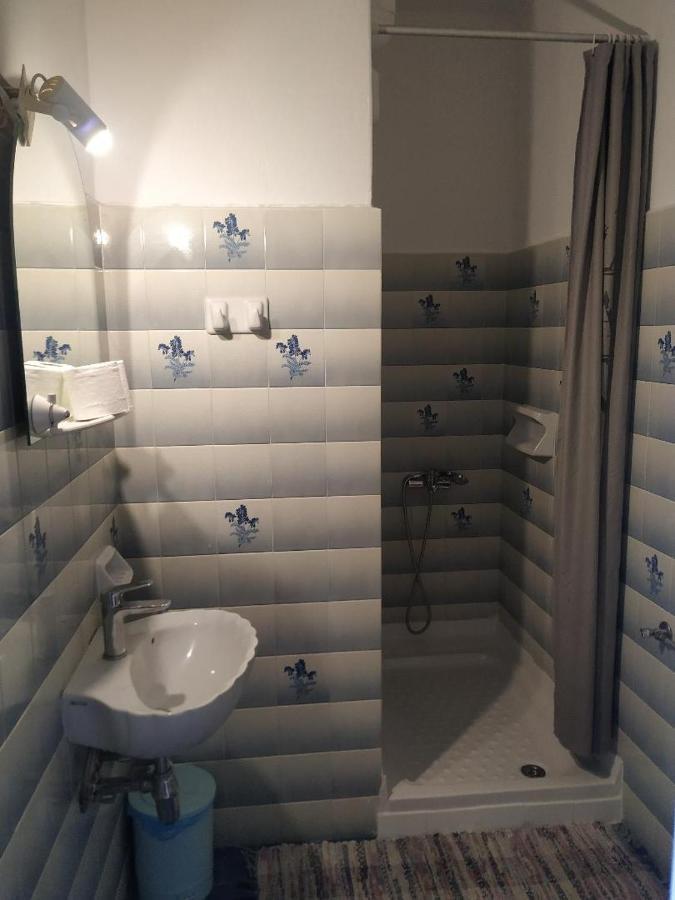 Lions 2 Studios & Apartments, Poros Island. Poros Town Екстериор снимка