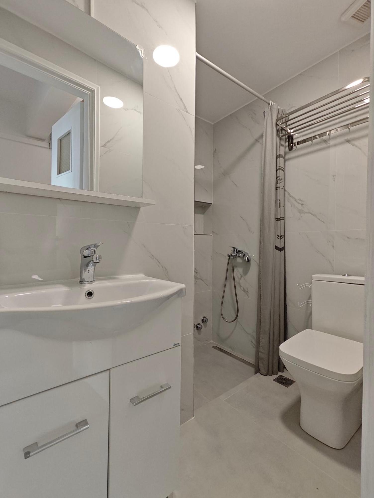 Lions 2 Studios & Apartments, Poros Island. Poros Town Екстериор снимка