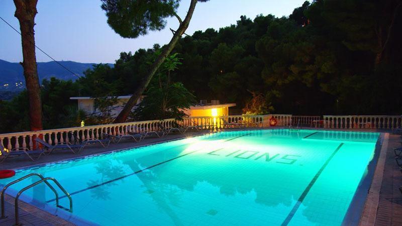 Lions 2 Studios & Apartments, Poros Island. Poros Town Екстериор снимка